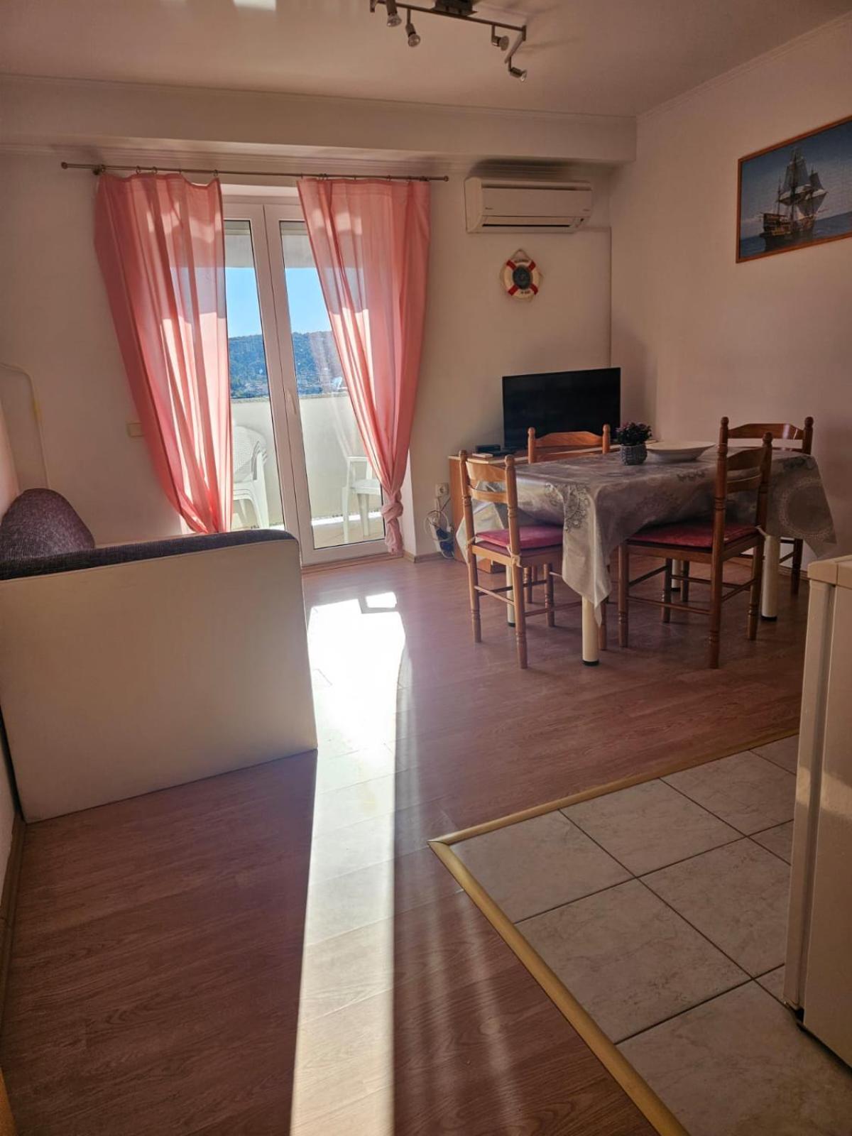 Pljesa Apartments Supetarska Draga Exteriér fotografie