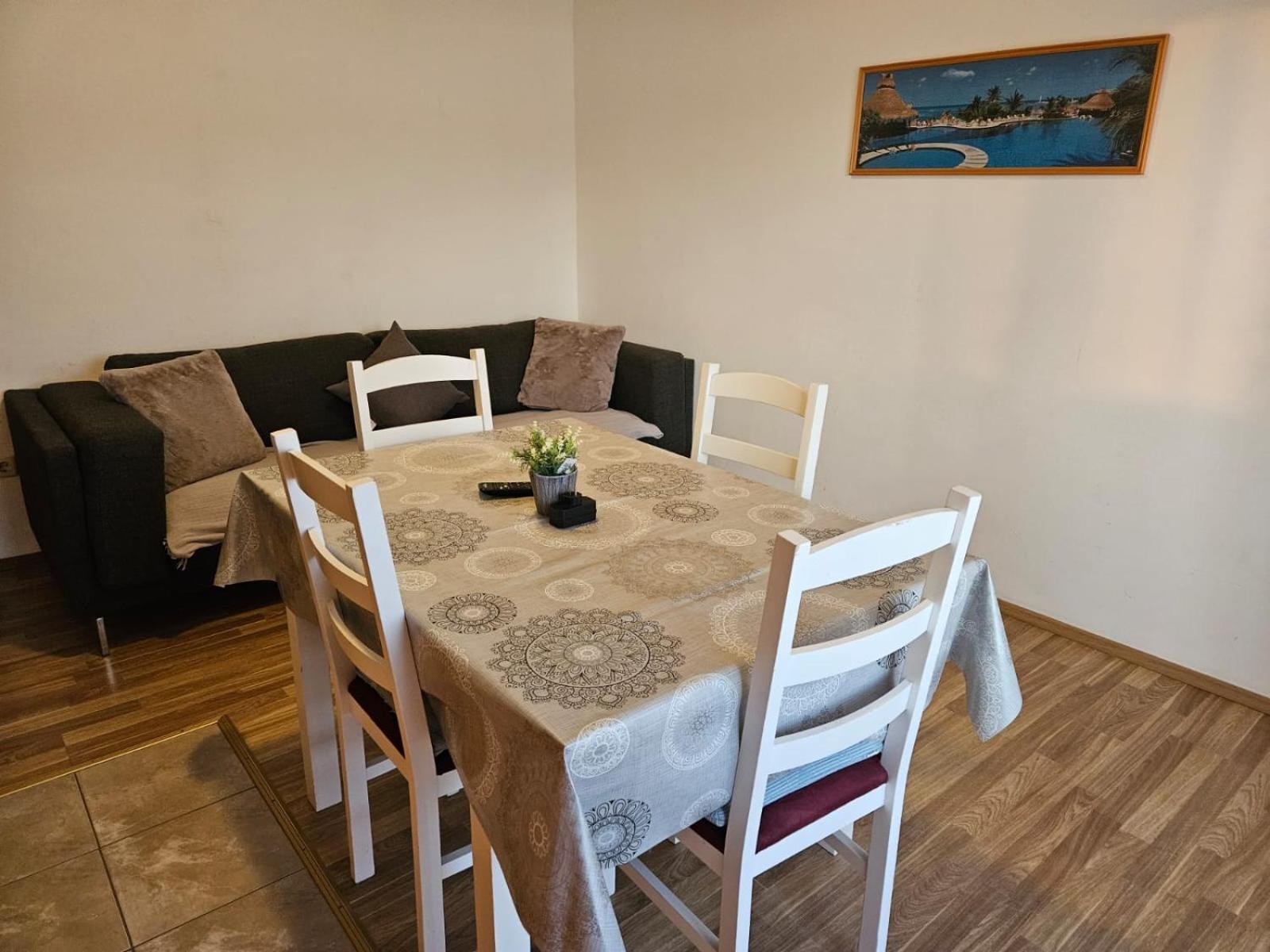 Pljesa Apartments Supetarska Draga Pokoj fotografie